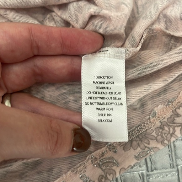 KIM ROGERS  pink floral t-shirt size small - Picture 6 of 7